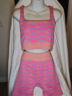 Fabletics Pink & Lavender Geometric Knit Athletic Shorts Set